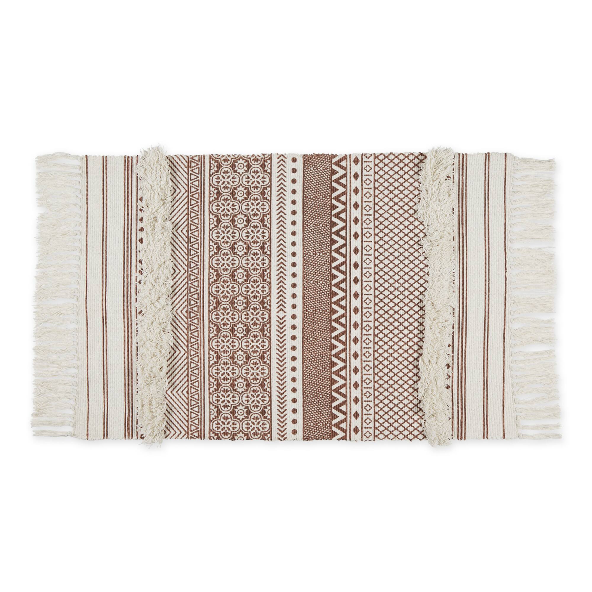 DII® Shabby Chic Textured Hand-Loomed Shag Rug